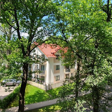 Apartamenty Sun&Fun Rezydencja Pod Debami Nad Lomnica 1B I 2B- Blisko Centrum I Sklepow W Otoczeniu Zieleni カルパッチ エクステリア 写真