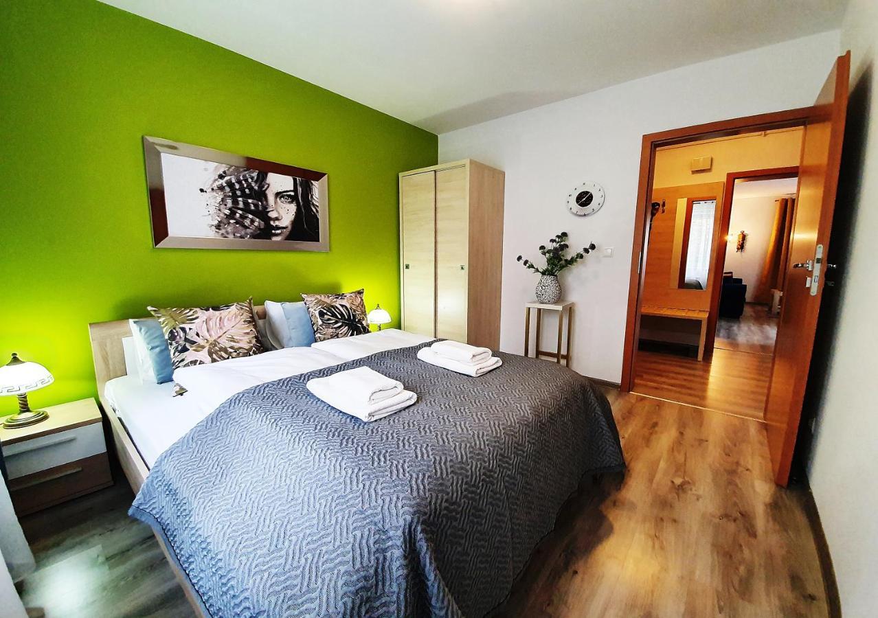 Apartamenty Sun&Fun Rezydencja Pod Debami Nad Lomnica 1B I 2B- Blisko Centrum I Sklepow W Otoczeniu Zieleni カルパッチ エクステリア 写真