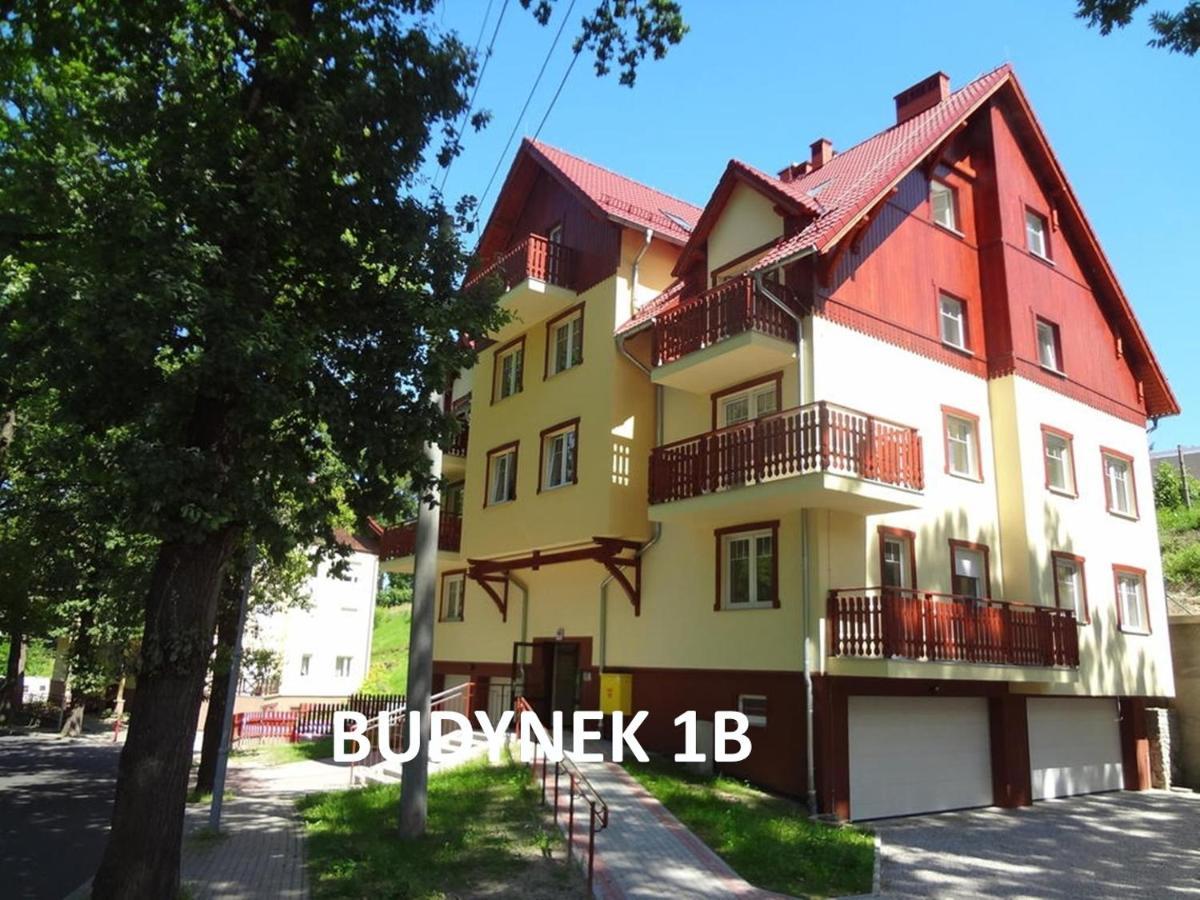 Apartamenty Sun&Fun Rezydencja Pod Debami Nad Lomnica 1B I 2B- Blisko Centrum I Sklepow W Otoczeniu Zieleni カルパッチ エクステリア 写真