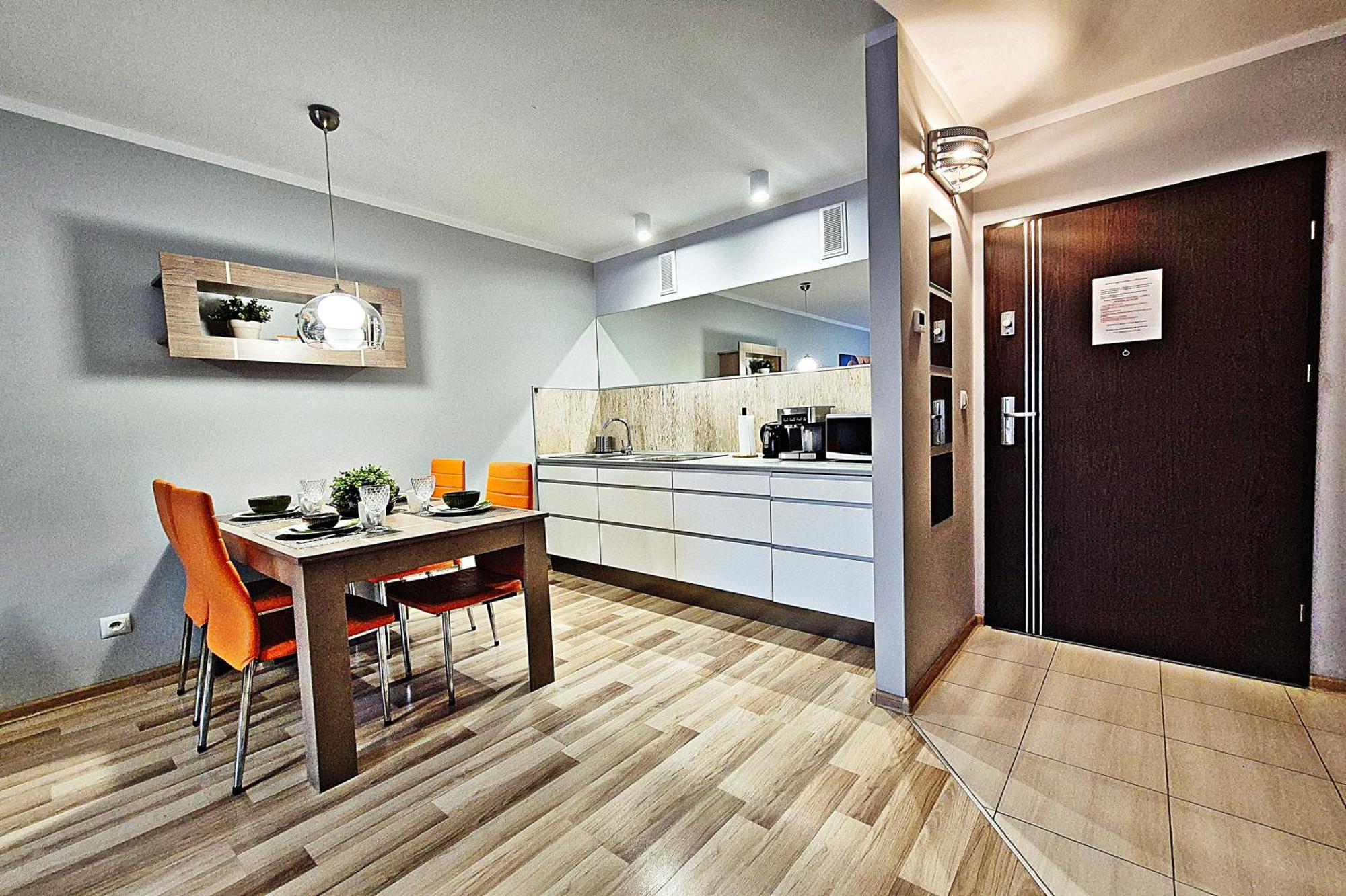 Apartamenty Sun&Fun Rezydencja Pod Debami Nad Lomnica 1B I 2B- Blisko Centrum I Sklepow W Otoczeniu Zieleni カルパッチ エクステリア 写真