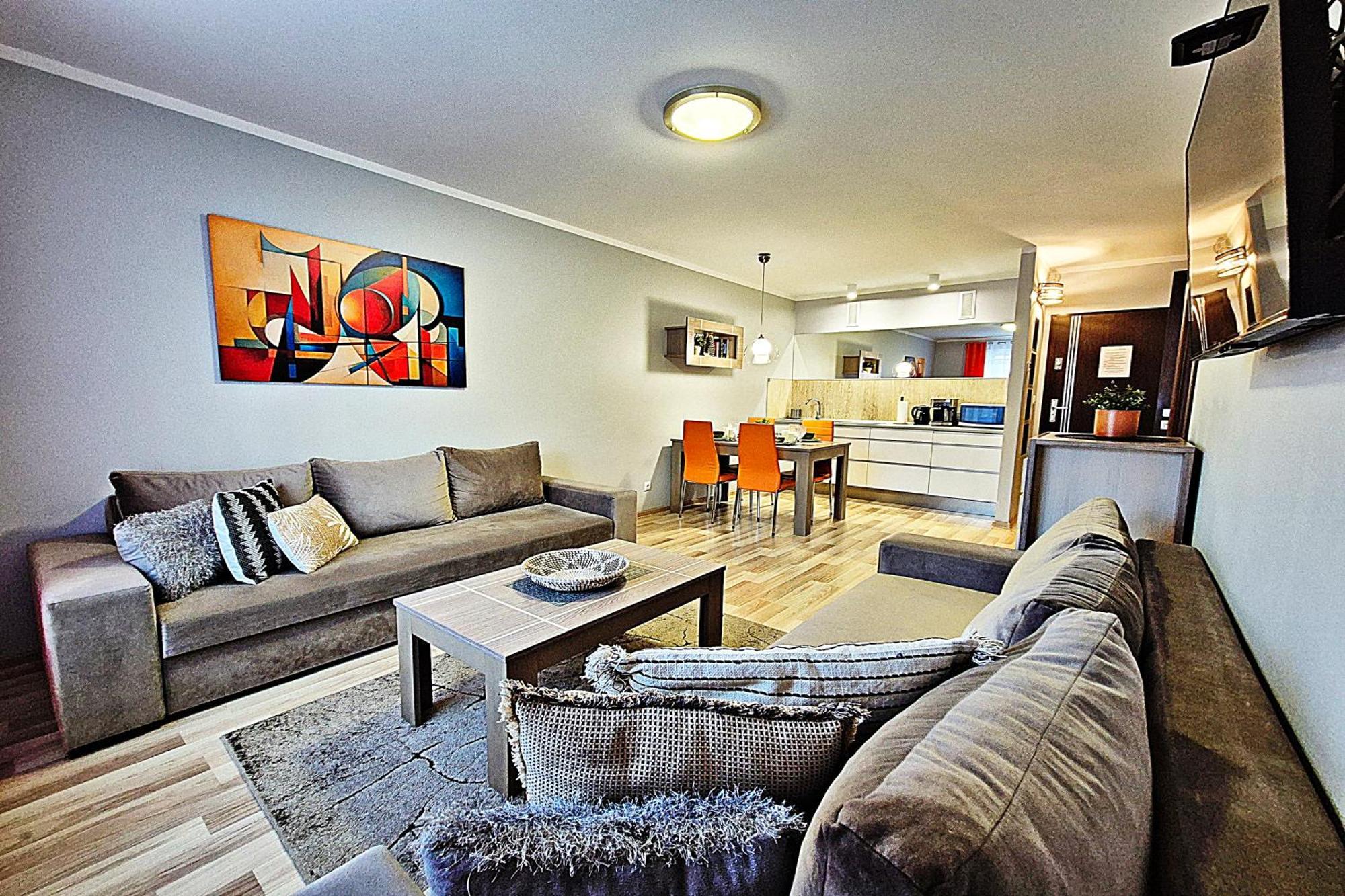 Apartamenty Sun&Fun Rezydencja Pod Debami Nad Lomnica 1B I 2B- Blisko Centrum I Sklepow W Otoczeniu Zieleni カルパッチ エクステリア 写真